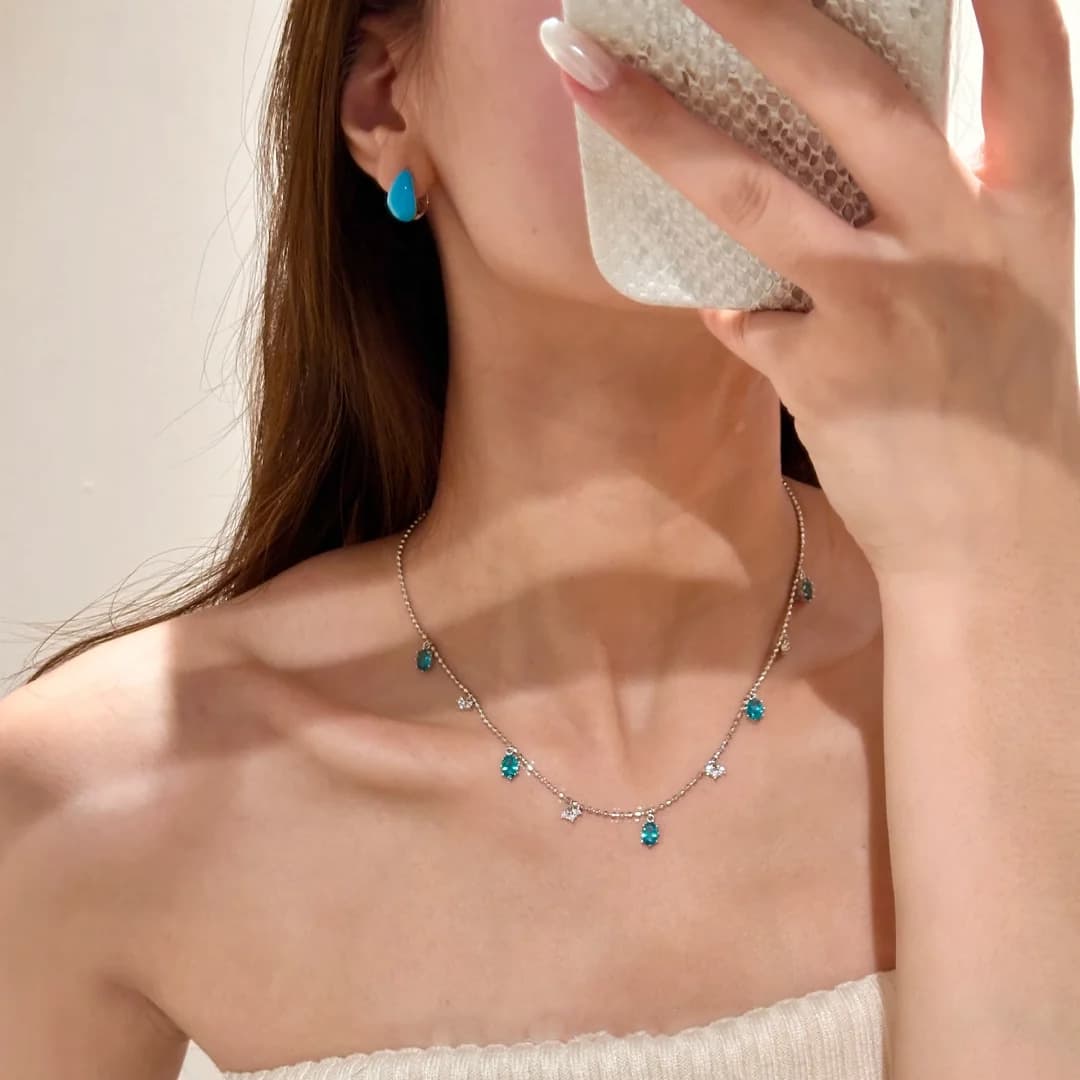 Light Luxury Elegant Clavicle Necklace For Women, Island Story Style Lake Blue & Paraiba Tone Green Simulated Crystal Pendant, Heart Rhinestone Tassel Neck Jewelry