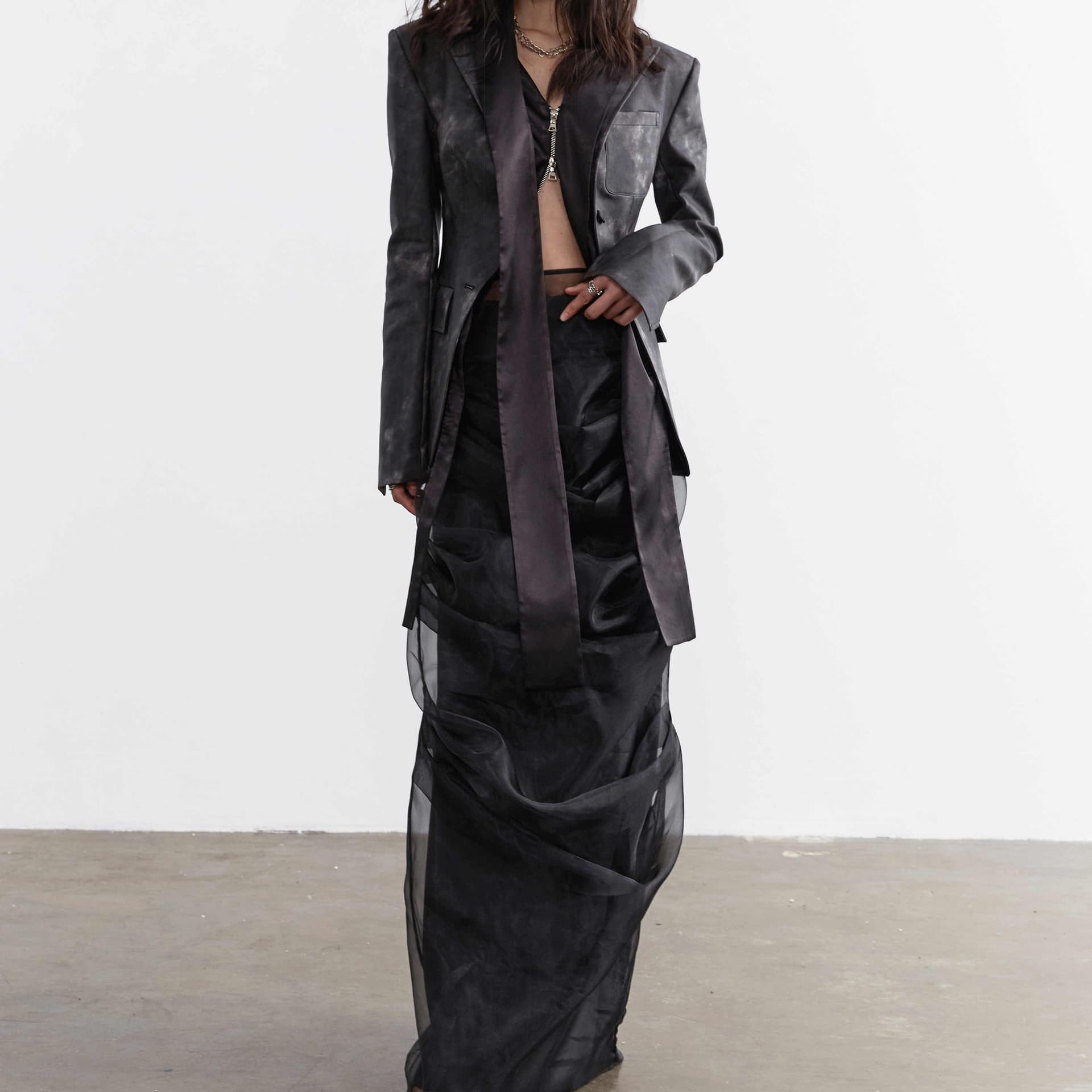 A Variety Of Ways To Wear Two-piece Skirt